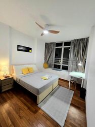 The Lakeshore (D22), Condominium #500232351